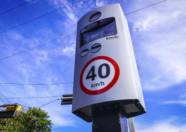 Toda a sinalização horizontal e vertical já foi atualizada para atender à nova determinação