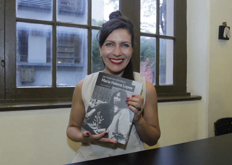 Lançamento do livro No Tear da História – Maria Helena Lopes, de Juliana Wolkmer