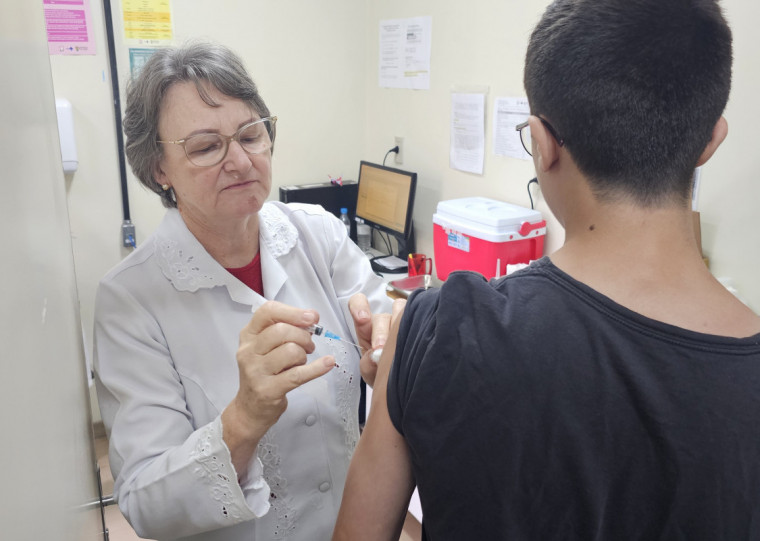 Unidades de saúde seguem abertas até 18h para receber a população