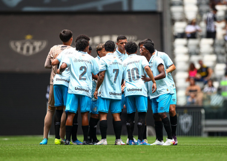 Tricolor foi superado por 3 a 0 pelo Galo no tempo normal