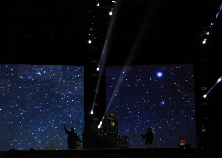 Show do rapper Bk encerrando as apresentações no sábado (18)