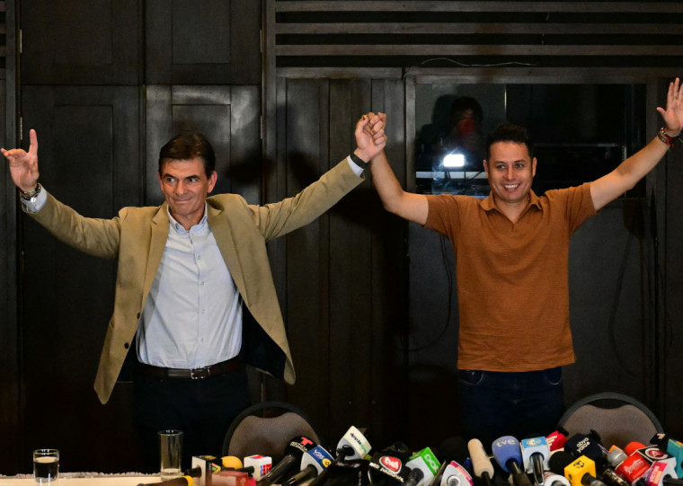 Paz terá ao seu lado o vice Edman Lara