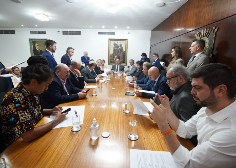 PORTO ALEGRE - RS - BRASIL - 14/10/2025. Reunião Líderes das Bancadas  Fotos: Lauro Alves/ALRS