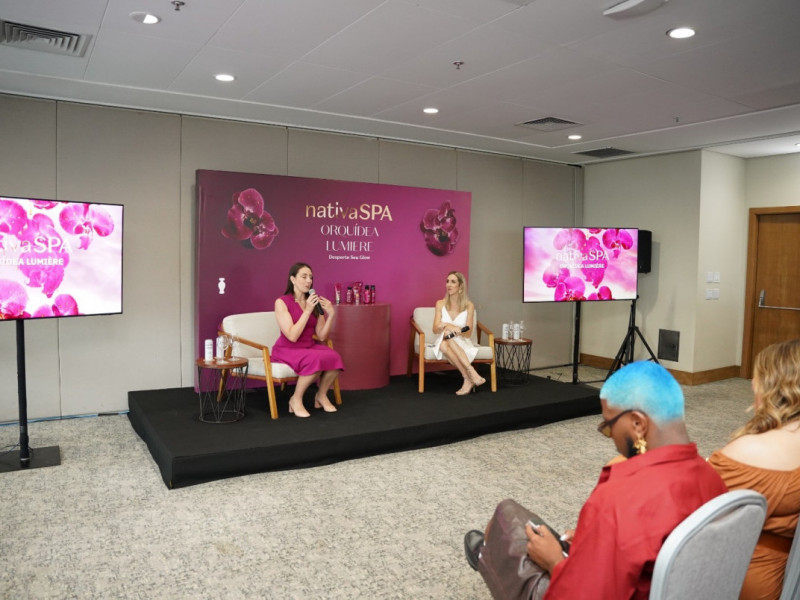 Isabela Rossato, gerente de formula&ccedil;&atilde;o do P&amp;G do Grupo Botic&aacute;rio, e Nath&aacute;lia Ribeiro, gerente de inova&ccedil;&atilde;o da marca<br />Foto: Botic&aacute;rio/Divulga&ccedil;&atilde;o/JC