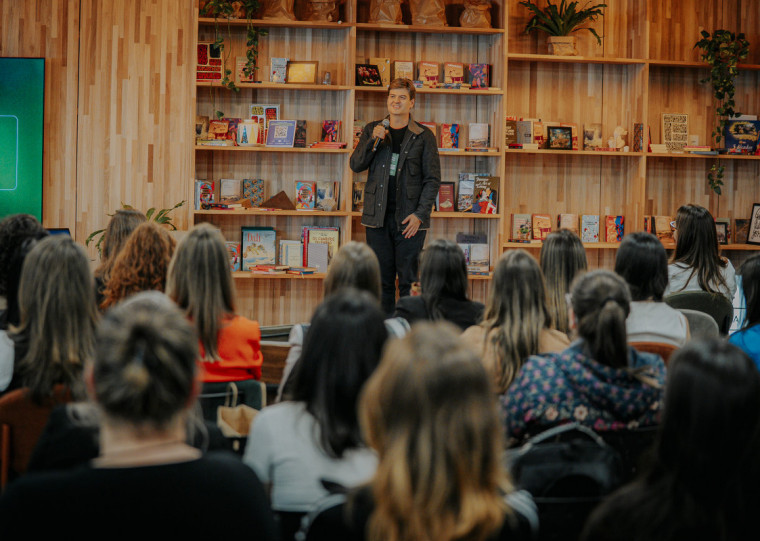 Especialistas apontam que análise de dados de comunicação interna pode ser ferramenta para avaliar desempenho de colaboradores