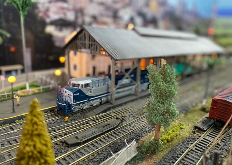 As primeiras miniaturas de trens foram fabricadas por volta de 1830, por artesãos alemães