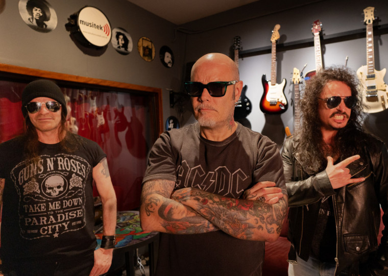 Grupo gaúcho trará canções emblemáticas da sua carreira em show nesta quinta-feira (23)