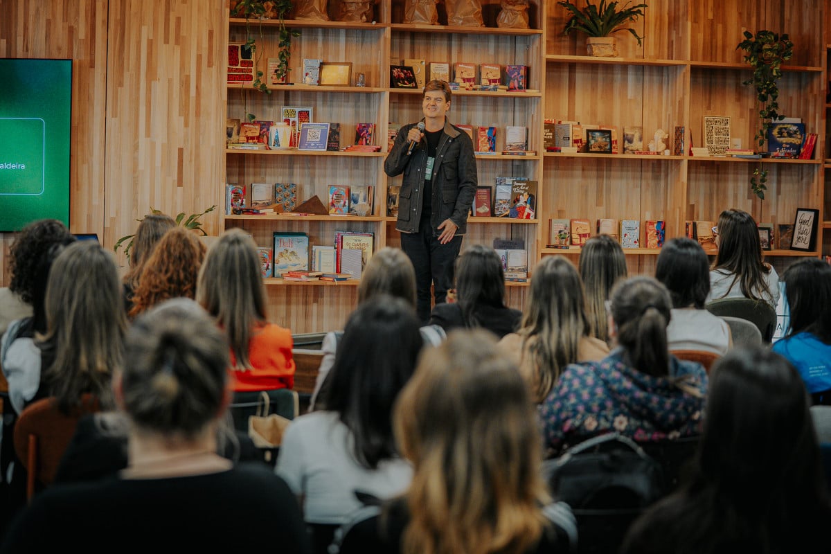 Empresas debatem uso de dados na comunicação interna com colaboradores