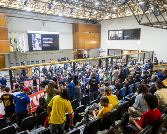 Desembargador determina suspensão do novo protocolo de segurança da Câmara