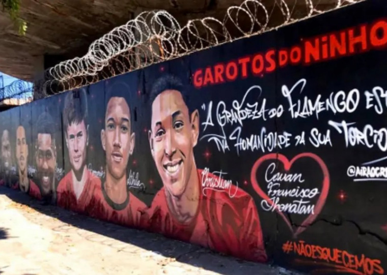 Dez jovens morreram no incidente ocorrido no CT Ninho do Urubu 