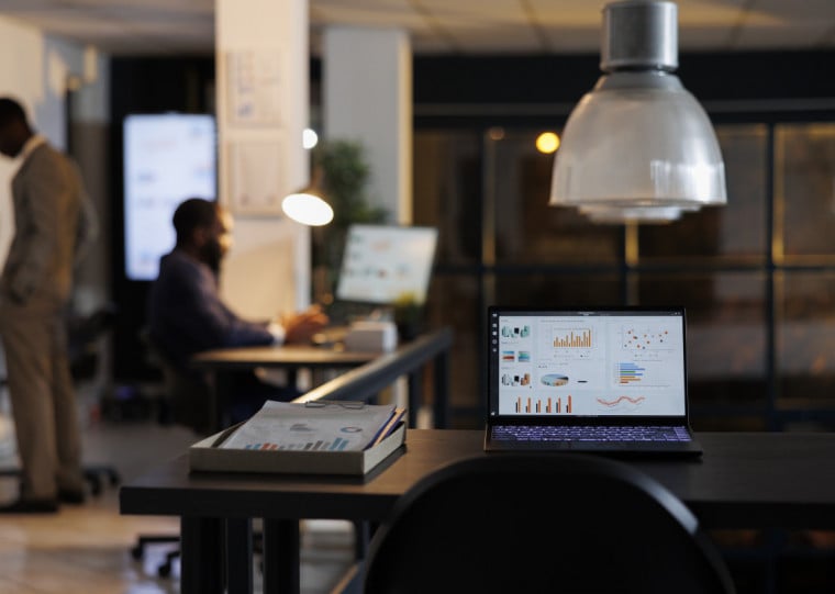 Cabe ao profissional de Contabilidade explicar aos seus clientes as regras que legitimam a contratação de pessoas jurídicas e alertar quando houver risco de ultrapassar os limites legais