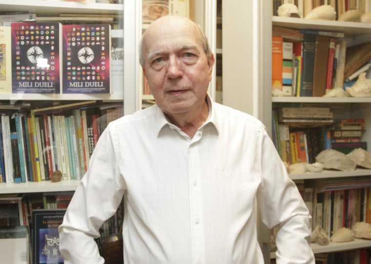 Degrazia é um entusiasta do miniconto: "achavam que era uma coisa menor"