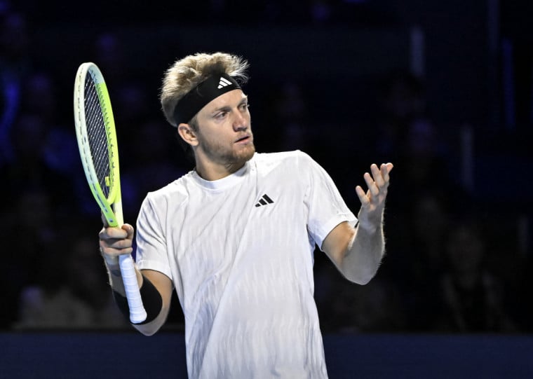 Adversário na final do ATP da basileia disse que jovem tenista é o futuro do esporte