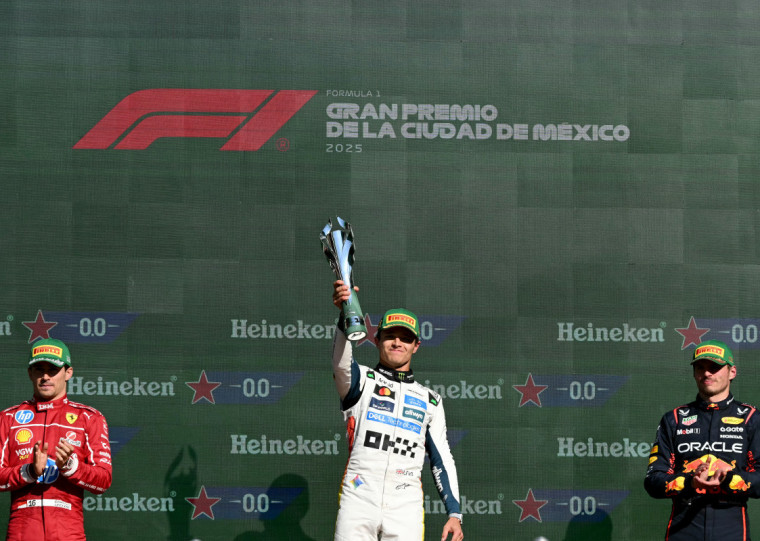 McLaren voltou ao topo do podium depois de quatro provas sem vencer