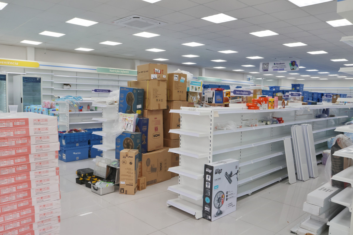 Funcionários do estabelecimento trabalhavam na montagem da nova estrutura  | Dani Barcellos/Especial/JC