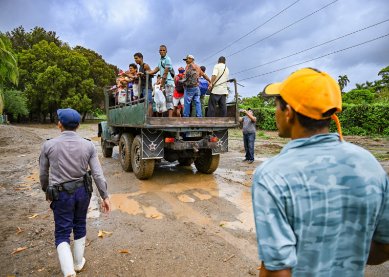 Em Cuba, autoridades locais atuaram na evacua&ccedil;&atilde;o de regi&otilde;es costeiras