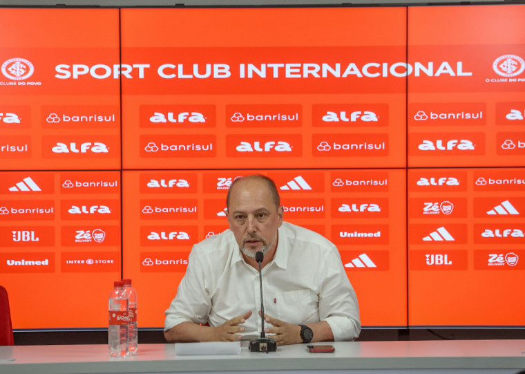 Presidente afirmou que não há pendências financeiras com os atletas