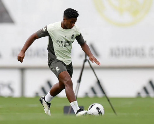 Endrick recebe proposta do Lyon e se aproxima de saída do Real Madrid por empréstimo