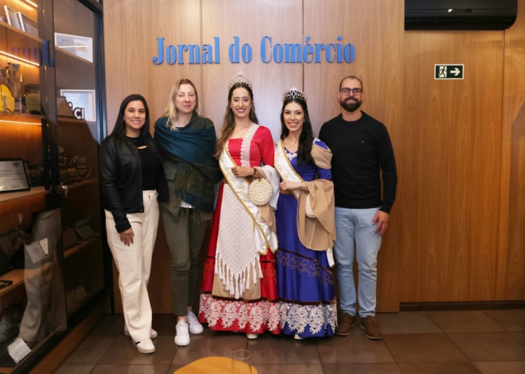 Em visita ao Cidades, comitiva da 9ª FenaMassa divulgou atrações da festa 