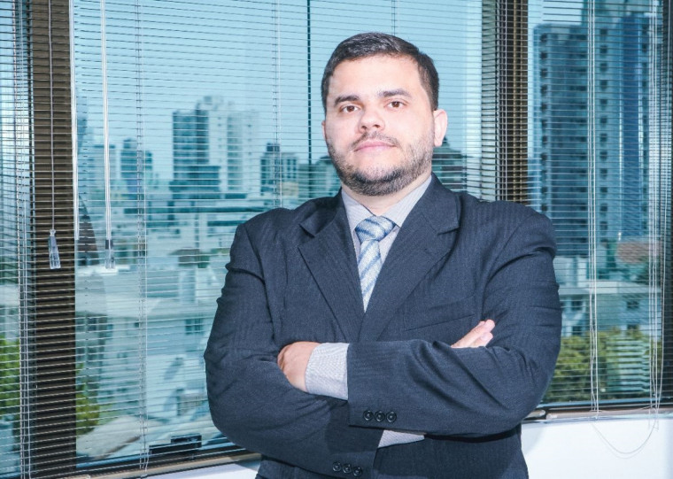 João Leal Vivian, presidente da Associação Brasileira de Engenheiros Civis (ABENC-RS) e vice-presidente do Sindicato dos Engenheiros do Rio Grande do Sul (SENGE-RS)