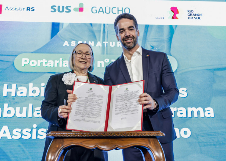 Governador Eduardo Leite e secretária Arita Bergmann anunciaram a iniciativa