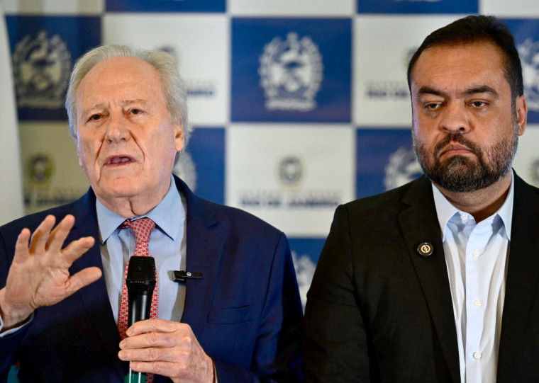 Castro (D) recebeu apoio público de governadores após seu governo ter conduzido a operação policial mais letal da história do País