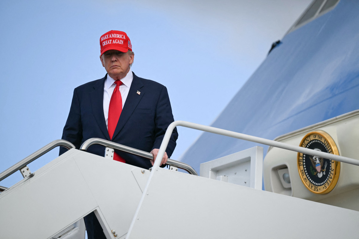 Senado dos EUA barra texto que limitaria ações militares de Trump contra Venezuela