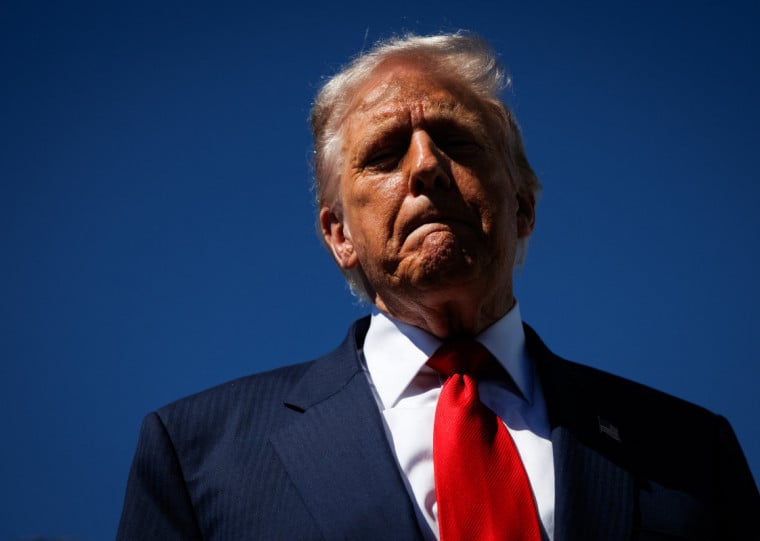 Trump, segundo as pessoas ouvidas pelo jornal americano, não tomou nenhuma decisão ainda, mas assessores próximos pedem inclusive que ele ordene operações para derrubar Maduro.