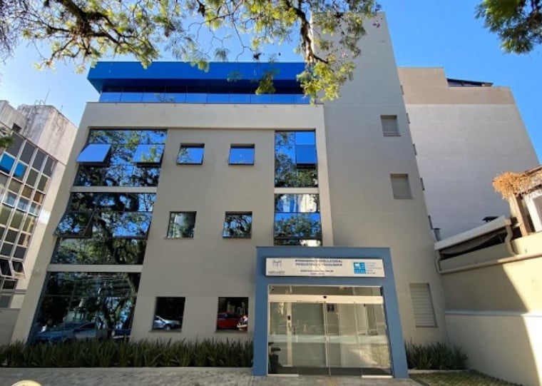 Entidade foi fundada em 1987 para dar continuidade ao Curso de Especialização em Psiquiatria da Ufrgs, criado anos antes pelo professor David Zimmermann