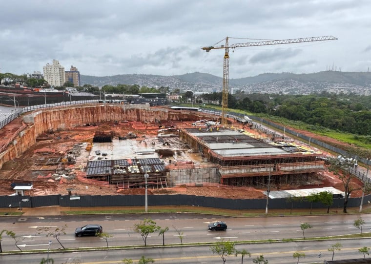 Hipermercado no Jardim Botânico fica pronto no fim do próximo ano