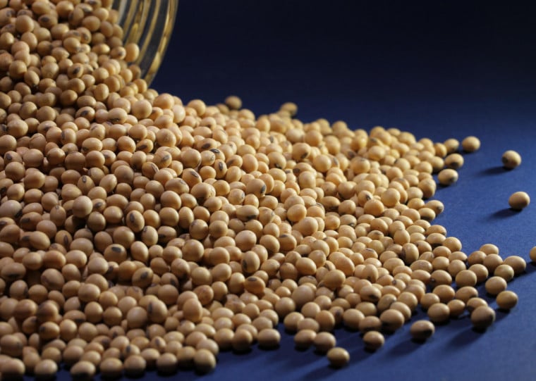 Soja brasileira continua mais competitiva, e o produto americano segue sujeito à tarifa de 13% de importação
