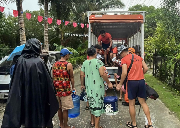 Tufão Kalmaegi ameaça cidades costeiras com ventos de 120 km/h