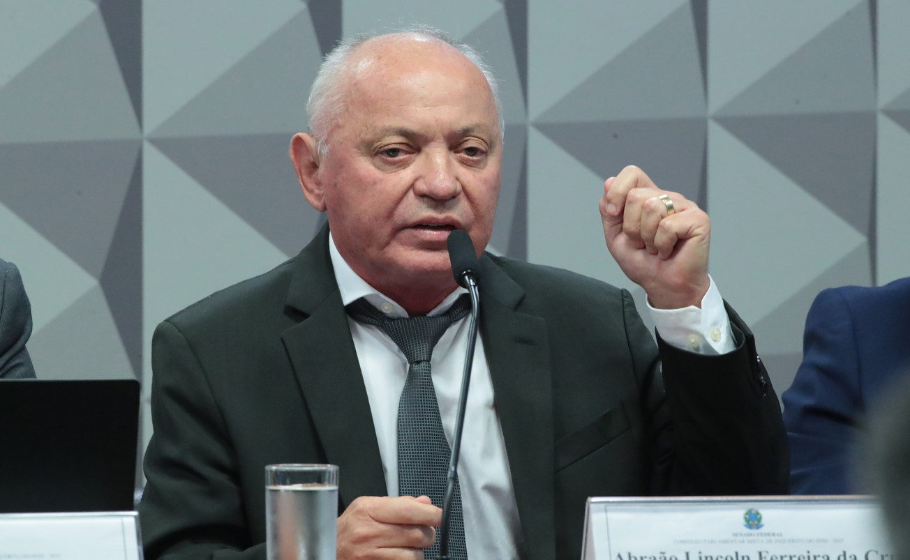 Na CPMI, presidente nega que entidade seja 'fantasma'