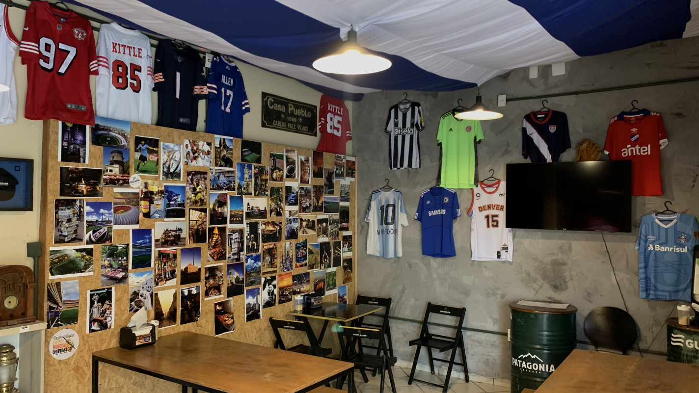 O espaço da Guapa é repleto de referências a esportes | Dener Pedro/Especial/JC