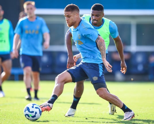 Sem Mano, Grêmio visita o Fortaleza para voltar a vencer no Brasileirão