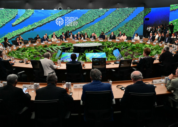 Vários chefes de Estado se reuniram nesta quinta-feira 