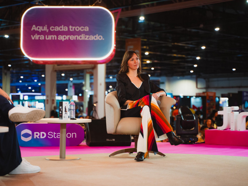 Humano e IA: equilibrando automação e autenticidade - painel RD Summit 2025 - matéria GeraçãoE<br />Foto: Vitor/RD Summit/Divulgação/JC
