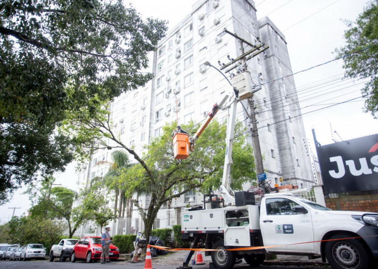 Equipes continuam mobilizadas recompor o fornecimento