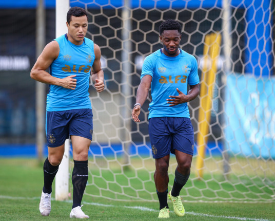 Grêmio retoma treinos e pode ter reforço de verba da Libra nos cofres