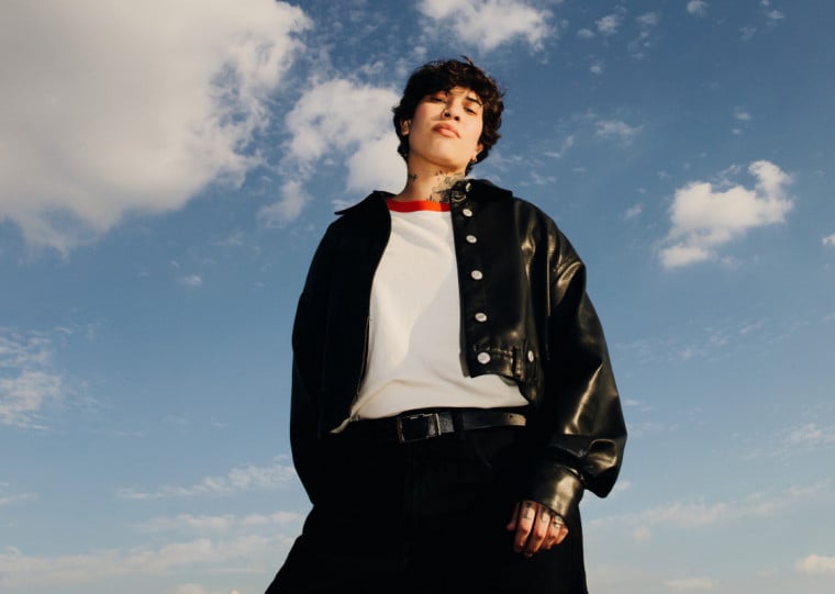 Cantora faz show neste sábado (15) 
