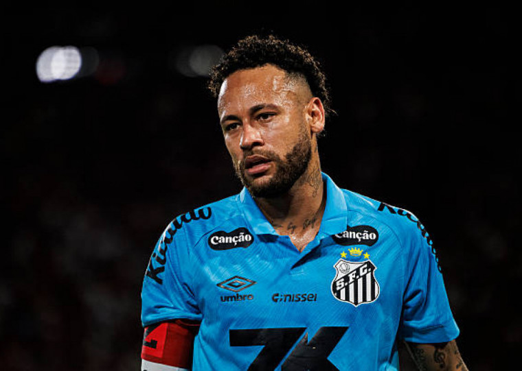  Atuação contra Flamengo e comportamento geram críticas da torcida santista