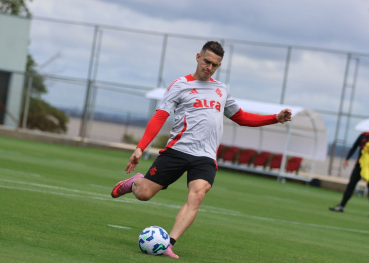 Borré ainda pode ser suspenso nesta sexta-feira em julgamento no STJD