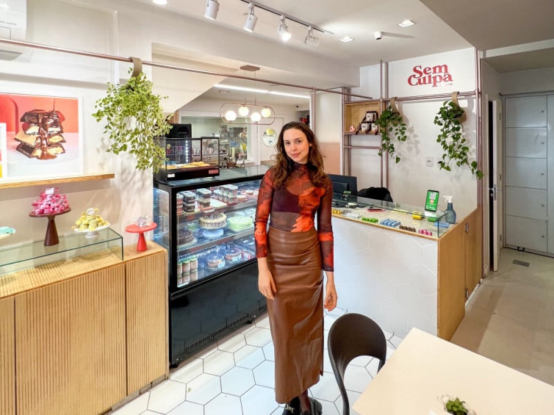 Caroline Coradini trouxe a Sem Culpa, marca de doces inclusivos, de Santa Maria para Porto Alegre<br />Foto: SEM CULPA/DIVULGAÇÃO/JC