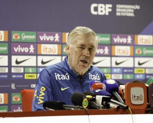 Seleção tem lacunas, e Ancelotti fala em 'briga entre os jogadores' por vaga na Copa