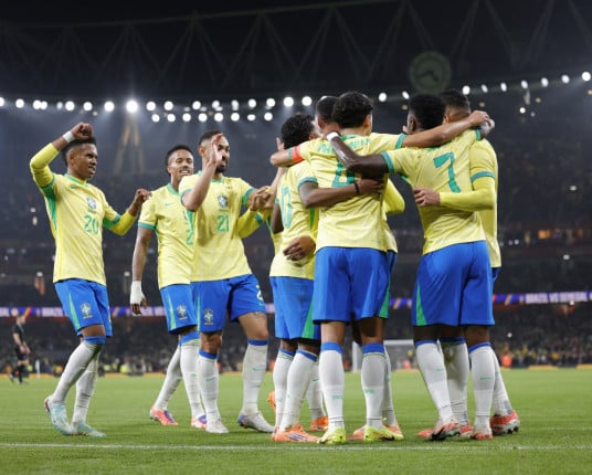 Brasil reage após críticas e vence Senegal com atuação ofensiva