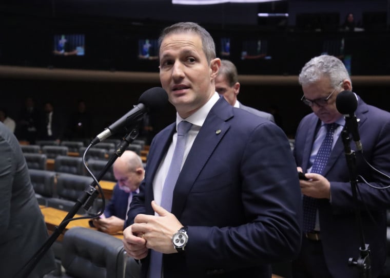 Nova versão do texto de Derrite foi divulgada no final da tarde desta terça-feira (24)