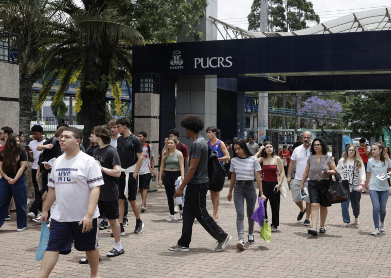 Provas do Enem 2025 foram aplicadas nos domingos 9 e 16 de novembro, em diversas cidades do País