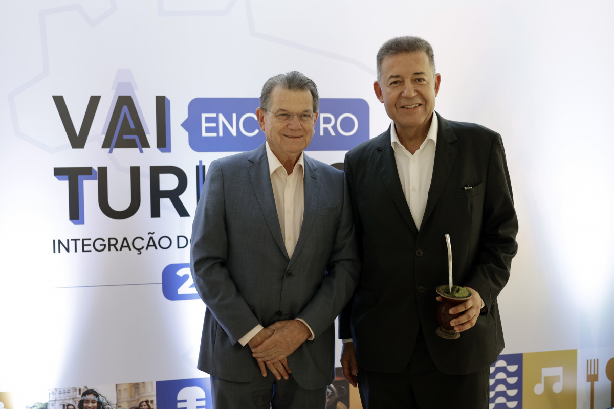 Luiz Carlos Bohn (e) e Alexandre Sampaio (d) prezam pelo aumento da renda no País para impulsionar o setor | TÂNIA MEINERZ/JC