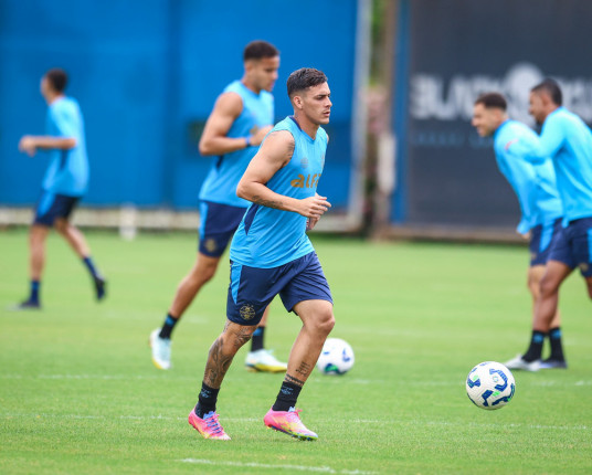 Com Pavón e Cristaldo de titulares, Grêmio enfrenta o Vasco na Arena