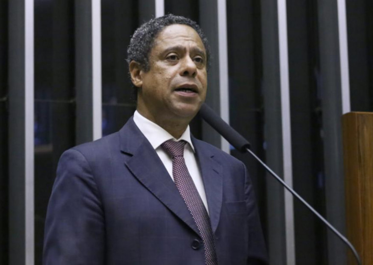 Relator da PEC, que institui um fundo nacional de R$ 20 bilhões, é o deputado Orlando Silva (PCdoB-SP)